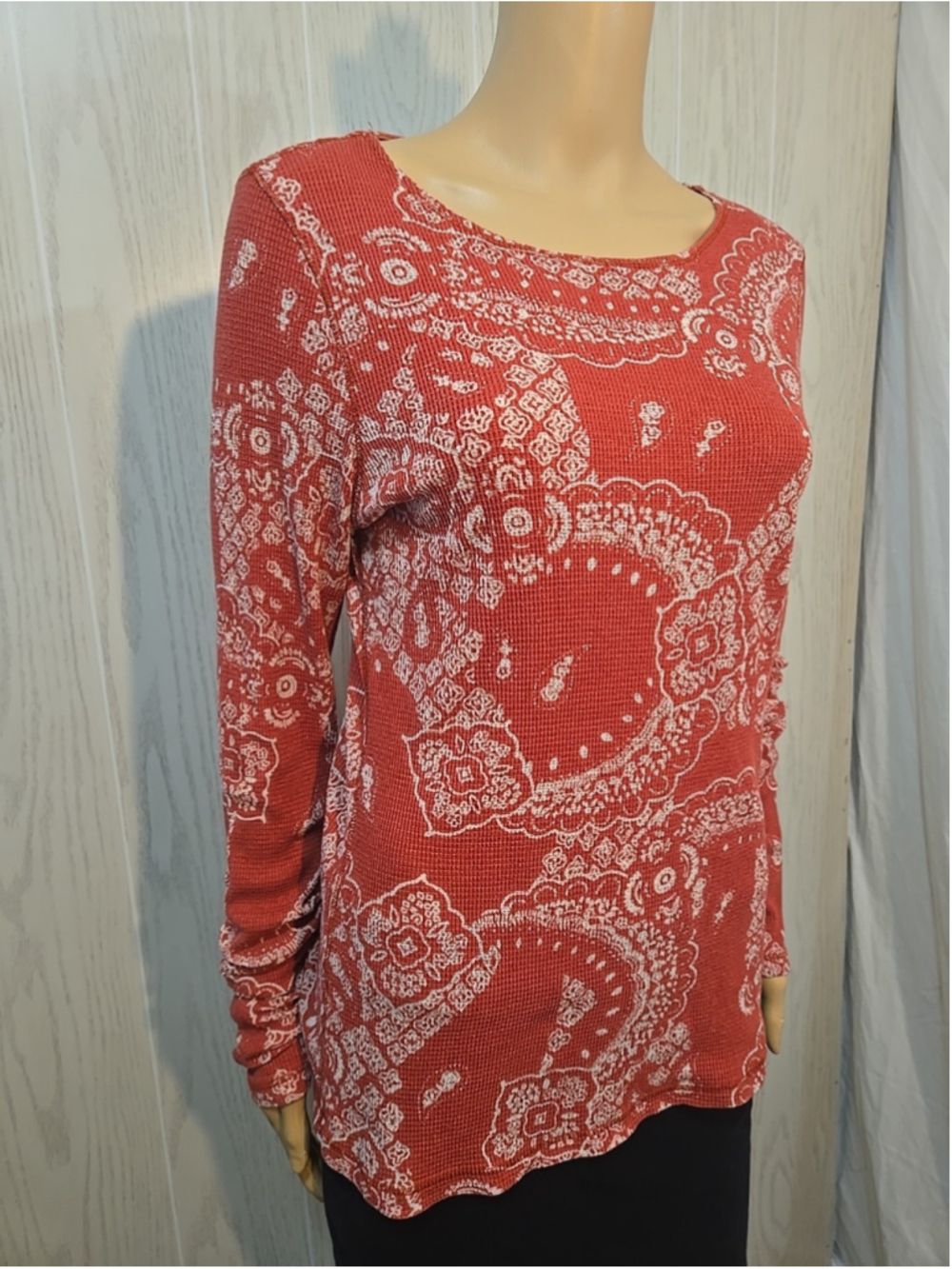 Lucky Brand XL Waffle Knit Paisley Long Sleeve Top Red Boho Casual Relaxed Fit - Picture 5 of 7